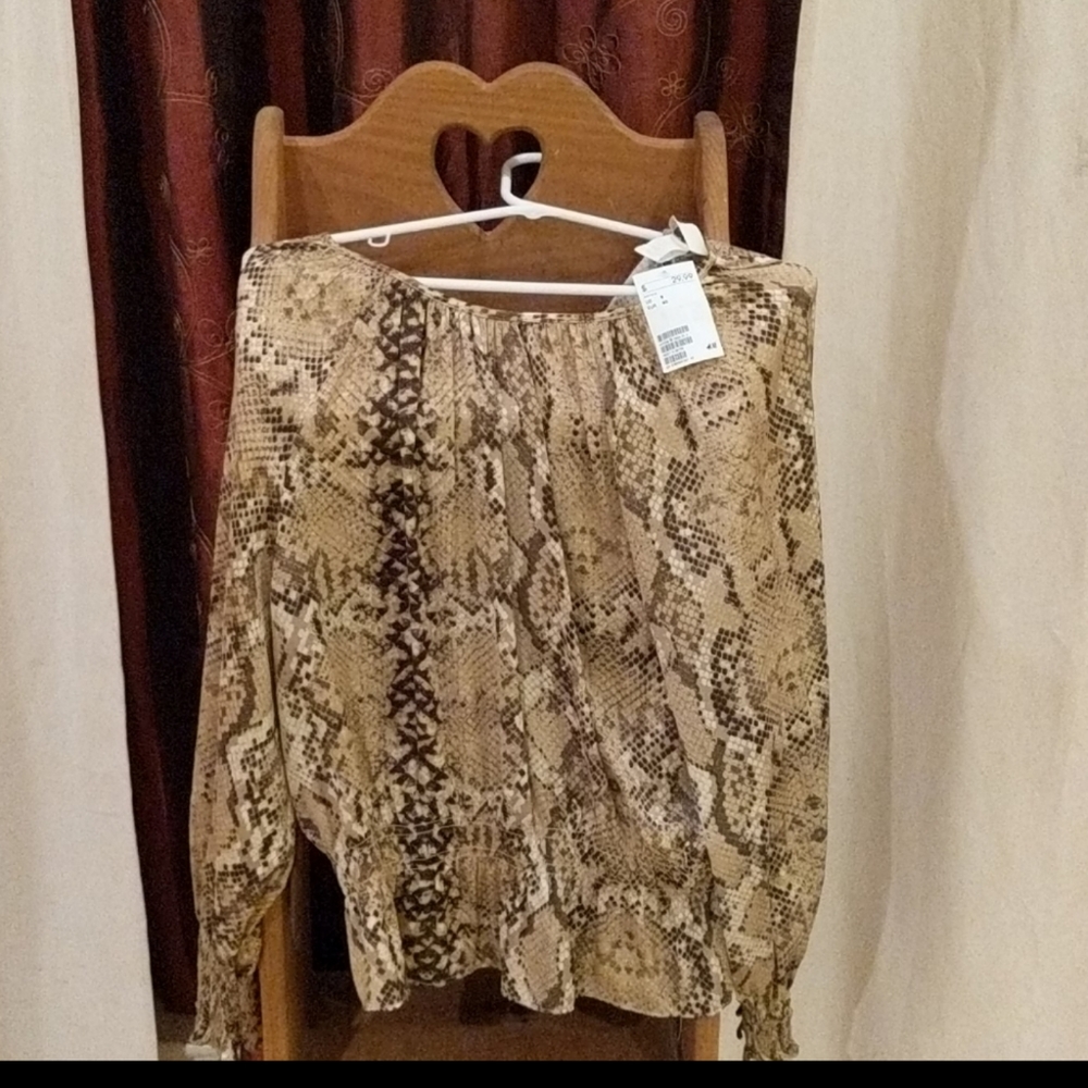 H & M Blouss